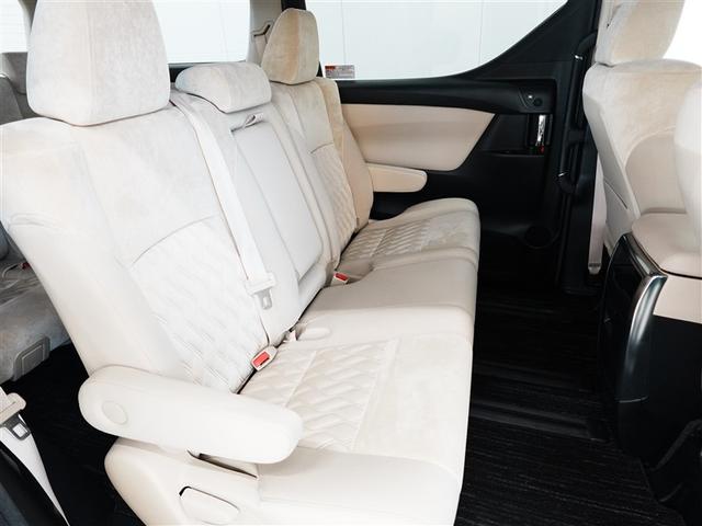 アルファードハイブリッド Ｘ　４ＷＤ　フルセグ　メモリーナビ　ＤＶＤ再生　ミュージックプレイヤー接続可　バックカメラ　衝突被害軽減システム　ＥＴＣ　ドラレコ　両側電動スライド　ＬＥＤヘッドランプ　乗車定員８人　３列シート　記録簿（30枚目）