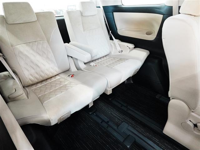 アルファードハイブリッド Ｘ　４ＷＤ　フルセグ　メモリーナビ　ＤＶＤ再生　ミュージックプレイヤー接続可　バックカメラ　衝突被害軽減システム　ＥＴＣ　ドラレコ　両側電動スライド　ＬＥＤヘッドランプ　乗車定員８人　３列シート　記録簿（32枚目）