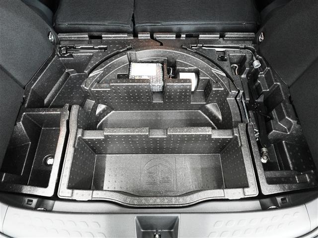Ｃ－ＨＲ Ｇ　フルセグ　メモリーナビ　ＤＶＤ再生　ミュージックプレイヤー接続可　バックカメラ　衝突被害軽減システム　ＥＴＣ　ドラレコ　ＬＥＤヘッドランプ　ワンオーナー　記録簿（32枚目）