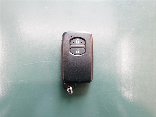 アクア Ｓ　ワンセグ　メモリーナビ　バックカメラ　衝突被害軽減システム　ワンオーナー　記録簿（30枚目）