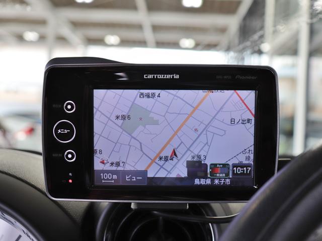 ワン クロスオーバー ・禁煙車・外ポータブルナビ・純CDオーディオ・ETC・ドライブレコーダー・革巻きステア・純16AW・LED・プッシュスタート&スマートキー・横滑り防止(21枚目)