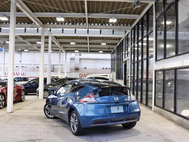 αブラックレーベル ・禁煙車・社外メモリーナビ・フルセグ・DVD再生・Bluetooth・ETC・パドルシフト・革巻き・クルコン・HID・フォグ・純16AW・スマートキー・Mウィンカー・盗難防止・横滑り防止(6枚目)