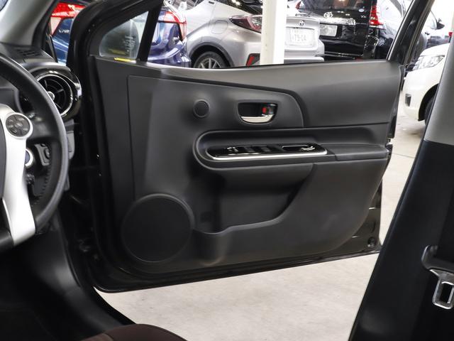 G ・禁煙車・純SDナビ・フルセグ・バックカメラ・ETC・クルコン・オートライト・プッシュスタート&スマートキー・Mウィンカー・盗難防止・横滑り防止・Bluetooth・DVD再生・マット・バイザー(42枚目)