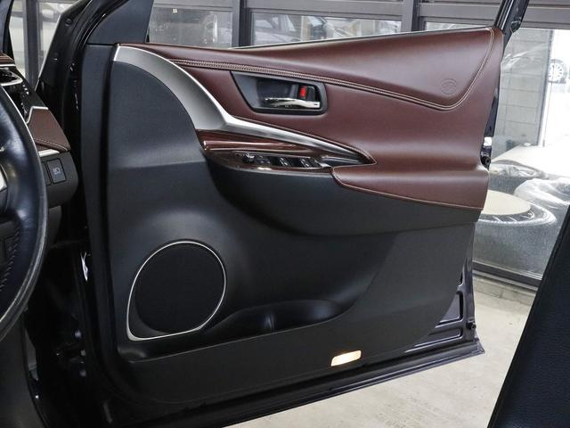 プレミアム ・禁煙車・純SDナビ・フルセグ・Bカメ・ETC・LED・純18AW・ウッドコンビ・ハーフレザ・衝突軽減・レーンキープ・AHB・クルコン・電Bドア・電シート・横滑防止・アイドリング・AC100V・寒冷地(45枚目)