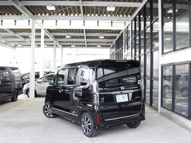 G・Lホンダセンシング ・1オナ禁煙・純DPオーディオ・地デジ・Bカメラ・ETC・衝突軽減・レーンキープ・誤発進抑制・AHB・ACC・両側電動・LED・純14AW・シーケンシャルMウィンカ・革調シートカバ・プラズマクラスタ(6枚目)