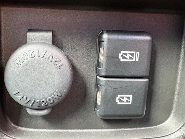 ハスラー タフワイルド　試乗車　全方位モニター　メモリーナビゲーション　ＬＥＤへットライト　クルーズコントロール　スマートキー　ＡＢＳ　エアバック　アルミホイール（8枚目）