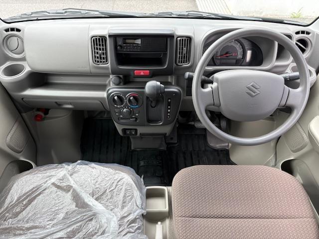 エブリイ ＰＡリミテッド　試乗車　ＥＴＣ車載器　エアバック　ＡＢＳ　ブレーキ軽減装置　コーナーセンサー　アイドリングストップ　オートライト　リヤワイパー　ラジオチューナー　ワイヤレスキー　マニュアルエアコン（63枚目）