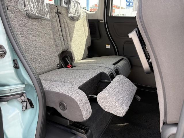 スペーシア ハイブリッドＸ　試乗車　　両側パワースライドドア　全方位モニター　メモリナビゲーション　シートヒーター　アイドリングストップ　スマートキー　オートエアコン　ＡＢＳ　エアバック（31枚目）