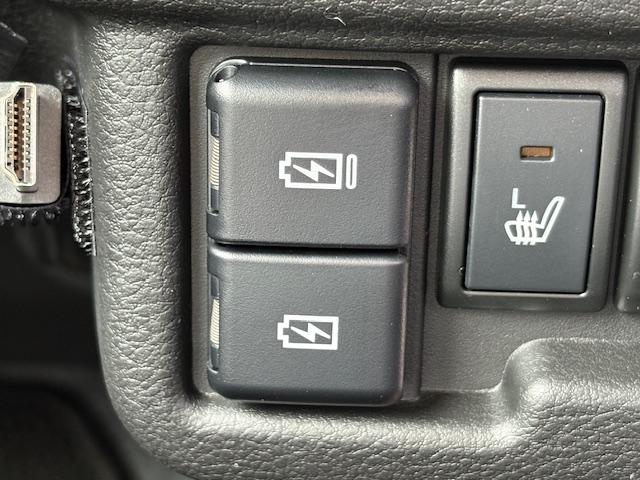 ワゴンＲスマイル ハイブリッドＸ　試乗車　全方位モニター　ＣＤ再生　ＤＶＤ再生　スマートキー　フルセグＴＶ　ＡＢＳ　エアバック　両側パワースライド　シートヒーターオートエアコン（7枚目）