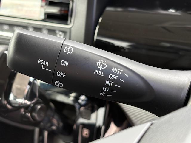 スペーシアカスタム ハイブリッドＸＳターボ　ワンオーナー車　ＣＤチューナー　両側パワースライドドア　シートヒーター　ＬＥＤへットライト　スマートキー　アイドリングストップ　オートエアコン　クリアランスソナー（8枚目）