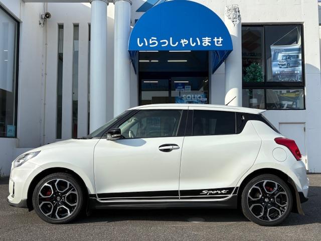 スイフトスポーツ ベースグレード　メモリーナビゲーション　前後ドライブレコーダー　シートヒーター　スマートキー　６速ミッション車　ＥＴＣ車載器　プッシュスタートボタン　オートエアコン　ＡＢＳ　エアバック　バックカメラ（6枚目）