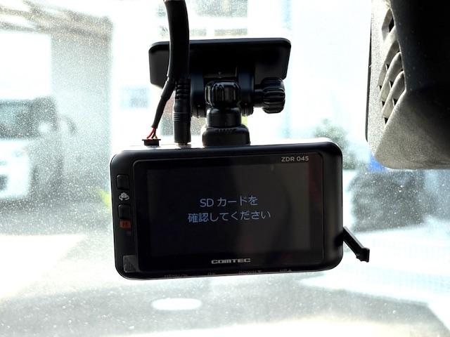 スイフトスポーツ ベースグレード　メモリーナビゲーション　前後ドライブレコーダー　シートヒーター　スマートキー　６速ミッション車　ＥＴＣ車載器　プッシュスタートボタン　オートエアコン　ＡＢＳ　エアバック　バックカメラ（13枚目）