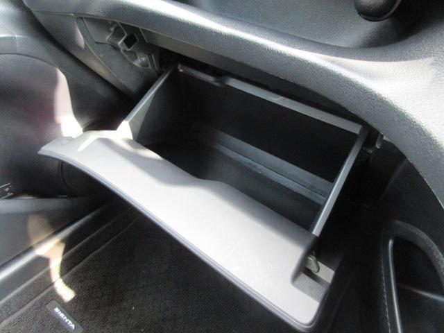 シエンタ ハイブリッドＧ　バックカメラ　ＥＴＣ　ＣＤ　ナビ　ＴＶ　ドライブレコーダー　オートエアコン　両側電動スライドドア　　スマートキー　ドアバイザー　ウィンカー付きドアミラー　アイドリングストップ　ＰＳ　オートエアコン（64枚目）