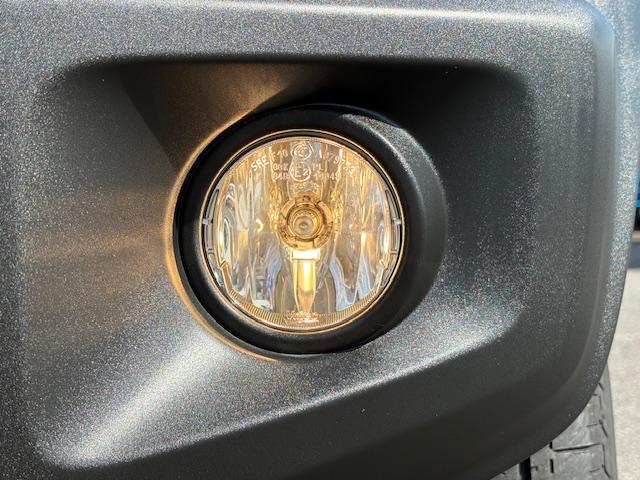 ジムニーシエラ ＪＣ　ワンオーナー　メモリーナビゲーション　バックカメラ　ＥＴＣ車載器ＤＶＤ再生　ＬＥＤへットライト　スマートキー　フルセグＴＶ　オートエアコン　シートヒーター（33枚目）