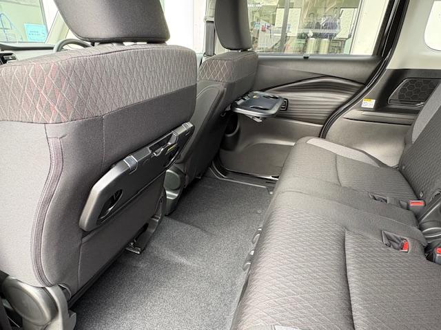 ソリオバンディット ハイブリッドＭＶ　試乗車　全方位付きメモリーナビゲーション　フルセグＴＶ　シートヒーター　ＣＤデッキ　ＤＶＤ再生　スマートキー　ＬＥＤへットライトＡＢＳ　エアバック　オートエアコン（25枚目）