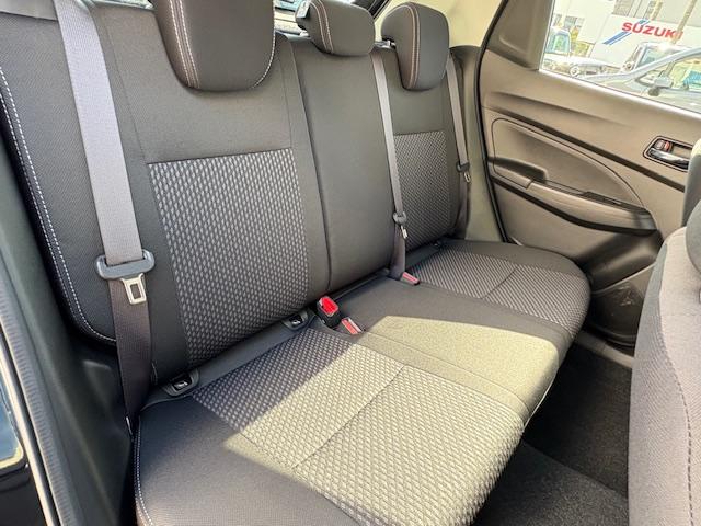 スイフト RSt LEDへットライト オートエアコン 社外マフラー 社外アルミホイール スマートキー シートヒーター オートライト クルーズコントロール ABS エアバック(22枚目)