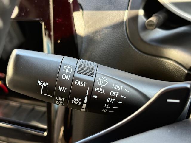 スイフト RSt LEDへットライト オートエアコン 社外マフラー 社外アルミホイール スマートキー シートヒーター オートライト クルーズコントロール ABS エアバック(27枚目)