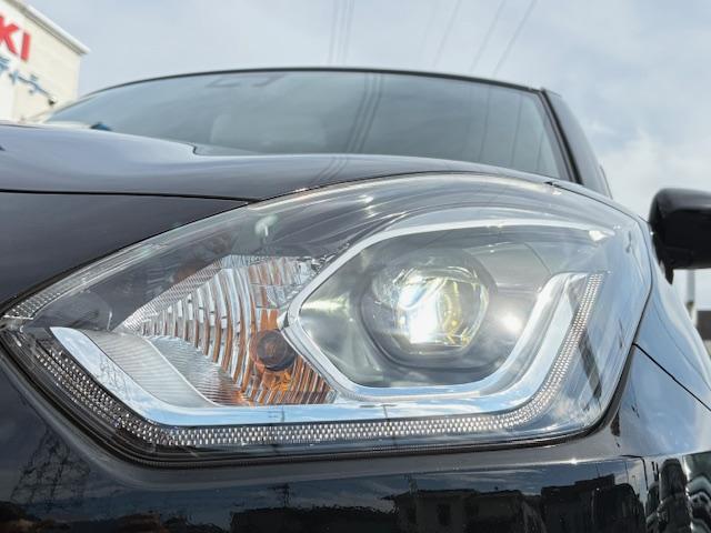 スイフト RSt LEDへットライト オートエアコン 社外マフラー 社外アルミホイール スマートキー シートヒーター オートライト クルーズコントロール ABS エアバック(65枚目)