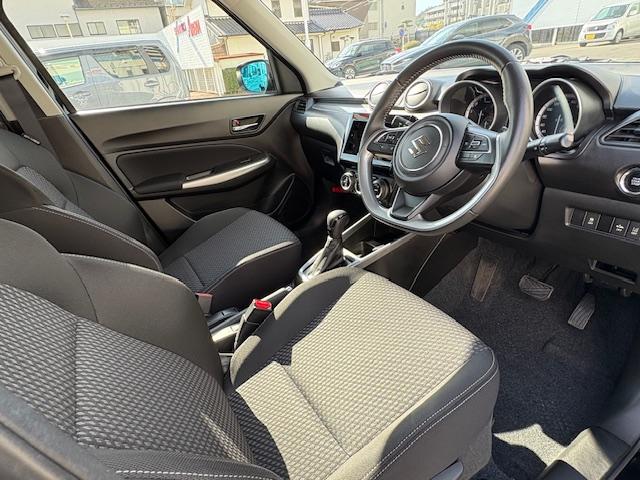 スイフト RSt LEDへットライト オートエアコン 社外マフラー 社外アルミホイール スマートキー シートヒーター オートライト クルーズコントロール ABS エアバック(68枚目)