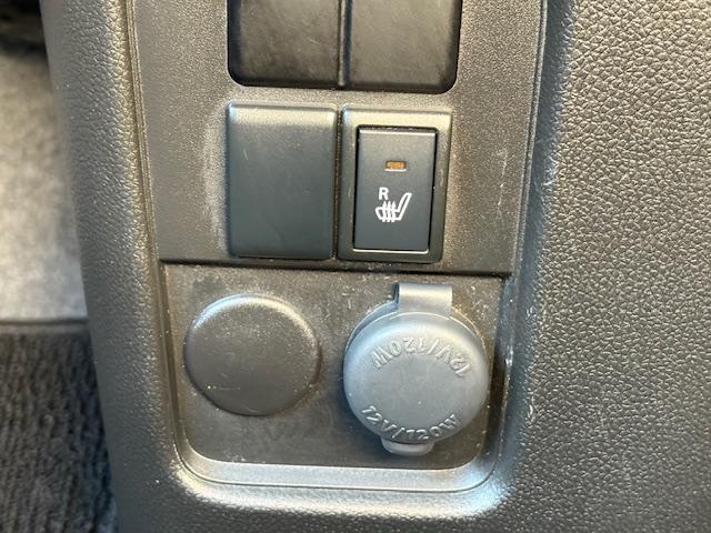 ワゴンＲ ＦＸ　シートヒーター　ＥＴＣ車載器　スマートキー　オートライト　バックガイドモニター　オートエアコン　コーナーセンサー　ＡＢＳ　エアバック　プッシュスタートボタン（9枚目）