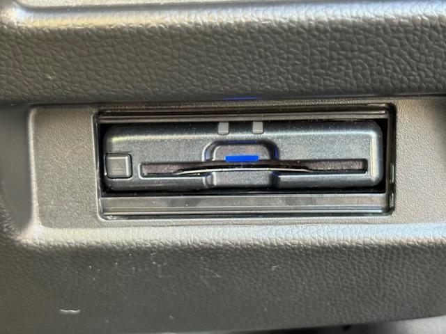 ワゴンＲ ＦＸ　シートヒーター　ＥＴＣ車載器　スマートキー　オートライト　バックガイドモニター　オートエアコン　コーナーセンサー　ＡＢＳ　エアバック　プッシュスタートボタン（13枚目）