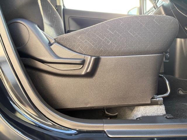 ワゴンＲ ＦＸ　シートヒーター　ＥＴＣ車載器　スマートキー　オートライト　バックガイドモニター　オートエアコン　コーナーセンサー　ＡＢＳ　エアバック　プッシュスタートボタン（36枚目）