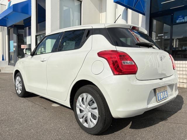 スイフト ＸＧ　シートヒーター　オートエアコン　プッシュスタートボタン　コーナーセンサー　ＡＢＳ　エアバック　スマートキー　オートライト　オーディオステアリングスイッチ（66枚目）