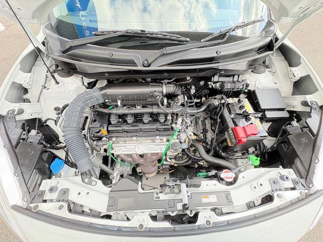 スイフト ＸＧ　シートヒーター　オートエアコン　プッシュスタートボタン　コーナーセンサー　ＡＢＳ　エアバック　スマートキー　オートライト　オーディオステアリングスイッチ（68枚目）