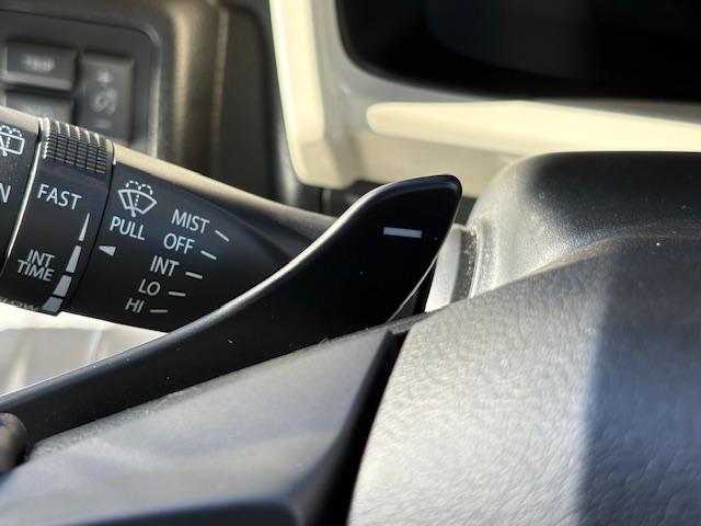 クロスビー ハイブリッドＭＺ　ワンオーナー車　全方位モニター　メモリーナビゲーション　スマートキー　オートエアコン　ＡＢＳ　エアバック　フルセグＴＶ　クリアランスソナー　ＥＴＣ車載器　シートヒーター（15枚目）