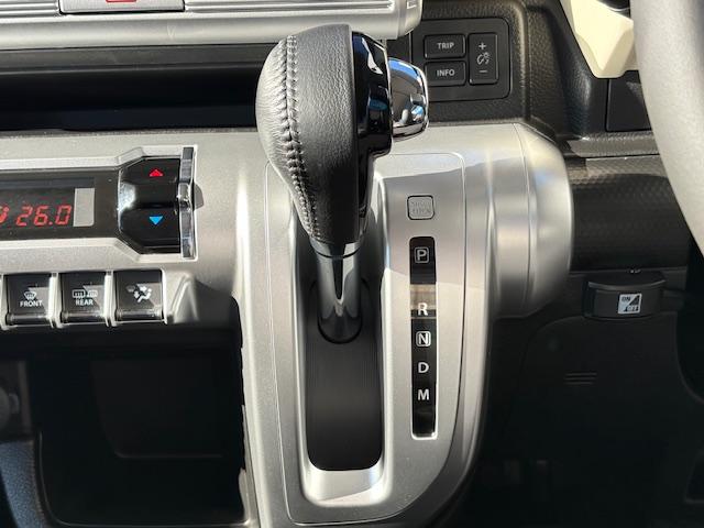 クロスビー ハイブリッドＭＺ　ワンオーナー車　全方位モニター　メモリーナビゲーション　スマートキー　オートエアコン　ＡＢＳ　エアバック　フルセグＴＶ　クリアランスソナー　ＥＴＣ車載器　シートヒーター（19枚目）