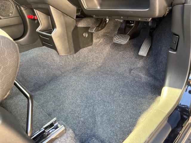 クロスビー ハイブリッドＭＺ　ワンオーナー車　全方位モニター　メモリーナビゲーション　スマートキー　オートエアコン　ＡＢＳ　エアバック　フルセグＴＶ　クリアランスソナー　ＥＴＣ車載器　シートヒーター（30枚目）