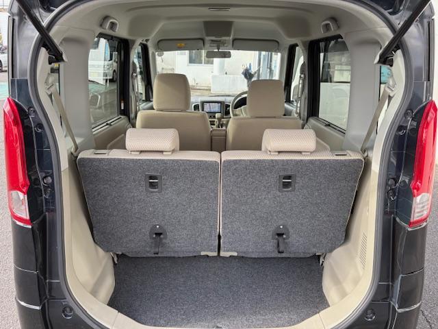 スペーシア 　メモリーナビゲーション　スマートキー　ＣＤ／ＤＶＤ再生　オートエアコン　オートライト　片側パワースライドドア　アイドリングストップエアバック　ＡＢＳ　プッシュスタートボタン（17枚目）