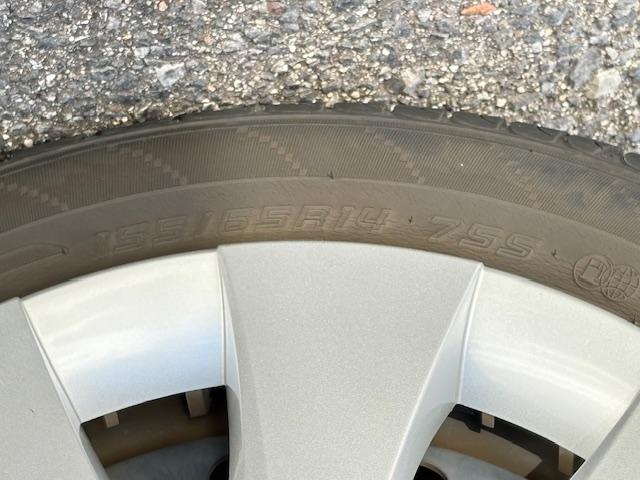 スペーシア 　メモリーナビゲーション　スマートキー　ＣＤ／ＤＶＤ再生　オートエアコン　オートライト　片側パワースライドドア　アイドリングストップエアバック　ＡＢＳ　プッシュスタートボタン（32枚目）