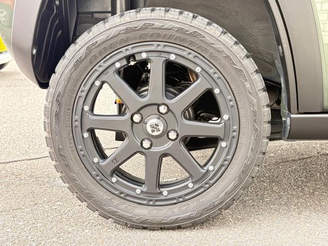 ハスラー ハイブリッドＸ　４ＷＤ車　全方位モニター　メモリーナビゲーション　ＥＴＣ車載器ＣＤ／ＤＶＤ再生　フルセグＴＶ　スマートキー　オートエアコン　ＡＢＳ　エアバック　シートヒーター　ドライブレコーダー（5枚目）