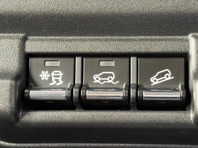 ハスラー ハイブリッドＸ　４ＷＤ車　全方位モニター　メモリーナビゲーション　ＥＴＣ車載器ＣＤ／ＤＶＤ再生　フルセグＴＶ　スマートキー　オートエアコン　ＡＢＳ　エアバック　シートヒーター　ドライブレコーダー（22枚目）