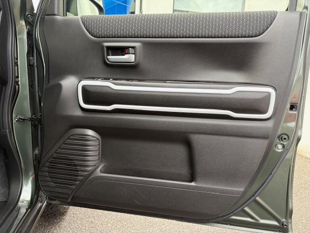 ハスラー ハイブリッドＸ　４ＷＤ車　全方位モニター　メモリーナビゲーション　ＥＴＣ車載器ＣＤ／ＤＶＤ再生　フルセグＴＶ　スマートキー　オートエアコン　ＡＢＳ　エアバック　シートヒーター　ドライブレコーダー（30枚目）