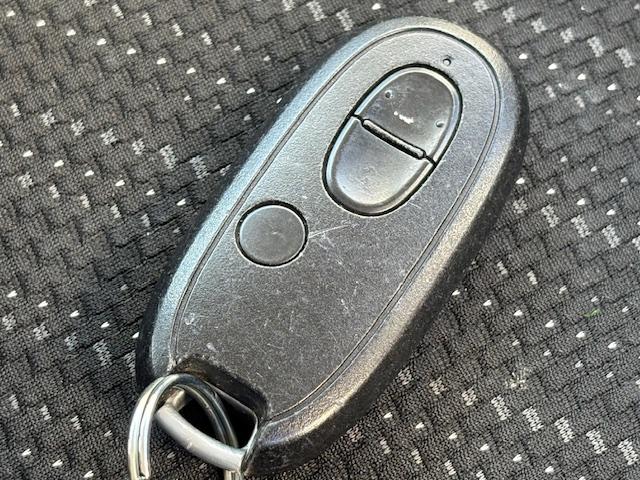 スペーシア Ｇリミテッド　メモリーナビゲーション　フルセグＴＶ　ＣＤ／ＤＶＤ再生　ＥＴＣ車載器　エアバック　ＡＢＳ　オートエアコン　ブレーキ軽減装置　プッシュスタートボタン　シートヒーター　アルミホイール（5枚目）