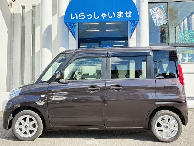 スペーシア Ｇリミテッド　メモリーナビゲーション　フルセグＴＶ　ＣＤ／ＤＶＤ再生　ＥＴＣ車載器　エアバック　ＡＢＳ　オートエアコン　ブレーキ軽減装置　プッシュスタートボタン　シートヒーター　アルミホイール（9枚目）
