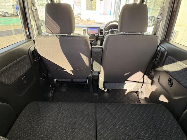 スペーシア Ｇリミテッド　メモリーナビゲーション　フルセグＴＶ　ＣＤ／ＤＶＤ再生　ＥＴＣ車載器　エアバック　ＡＢＳ　オートエアコン　ブレーキ軽減装置　プッシュスタートボタン　シートヒーター　アルミホイール（29枚目）