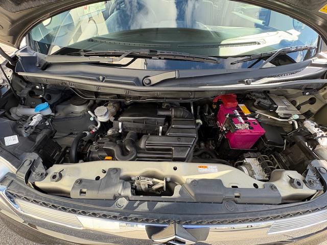 スペーシア Ｇリミテッド　メモリーナビゲーション　フルセグＴＶ　ＣＤ／ＤＶＤ再生　ＥＴＣ車載器　エアバック　ＡＢＳ　オートエアコン　ブレーキ軽減装置　プッシュスタートボタン　シートヒーター　アルミホイール（70枚目）