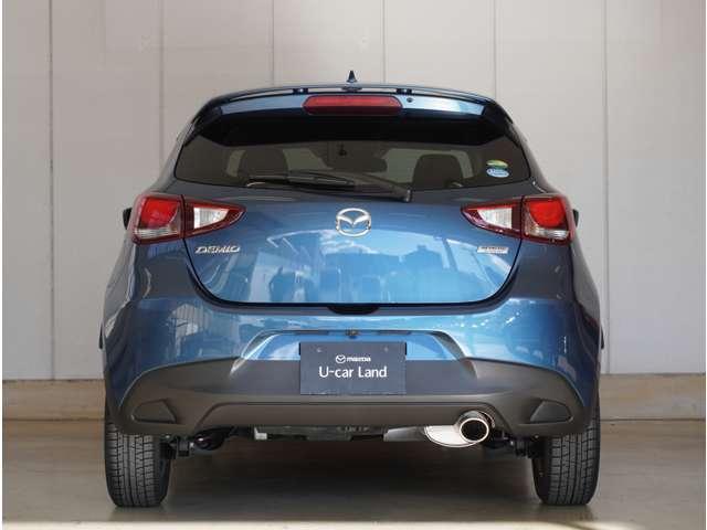 �{�����[�~�[�Ȃ��̃q�b�v���C���͗͋��������o���Ȃ�����A���Ȃ₩�����܂Ƃ����f�U�C���ƂȂ��Ă���A���N�o�߂��Ă������������܂���B