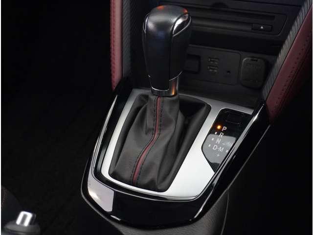 �y�V�t�g���o�[�z�V�t�g���ƂĂ����삵�₷���f�U�C���ɂȂ��Ă���܂��B�^�]����l�̎�����ɍl�������쐫�̍����d�l�ł��B