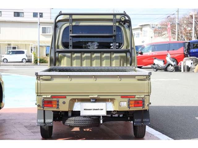 ハイゼットトラック ジャンボＳＡＩＩＩｔ　メモリナビ　エアバック　切替４ＷＤ　キーレスエントリ－　パワーステアリング　ＬＥＤライト　ナビＴＶ　ＡＢＳ　ワンセグＴＶ　オートエアコン　レーダーサポート　前席パワーウィンドウ　車線逸脱　ＷＳＲＳ（17枚目）