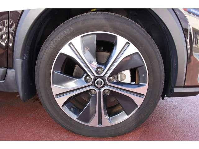 キックス １．２　Ｘ　ツートーン　インテリアエディション　（ｅ－ＰＯＷＥＲ）　エマージェンシーＢ　セキュリティ　アラウンドモニター　Ｒカメラ　ＬＥＤ　ワンオーナ　エアコン　ドラレコ　スマートキー　記録簿　ＥＴＣ　メモリーナビ　サイドエアバック　ＡＷ　キーレス　寒冷地仕様　ＡＢＳ（20枚目）