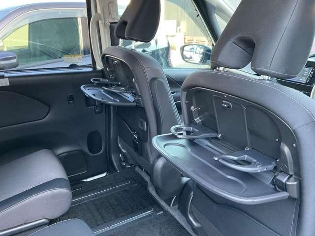 セレナ 1.2 e-POWER ハイウェイスター V 衝突被害軽減ブレーキ/横滑り防止機能/プロ 360°カメラ エマジェンシーブレーキ スマキー バックカメラ レーンアシスト クルコン ETC ドラレコ Aストップ イモビ フルオートエアコン アルミホイール エアバック メモリーナビ キーフリー(16枚目)