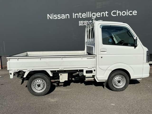 NT100クリッパートラック 660 GX 4WD ワンオーナー/衝突被害軽減ブレーキ/横滑り 衝突軽減システム 切替4WD パワーウインド ワンオーナー車 キーレスエントリー AC パワーステアリング エアバッグ ABS 寒冷地仕様 助手席エアバック(11枚目)