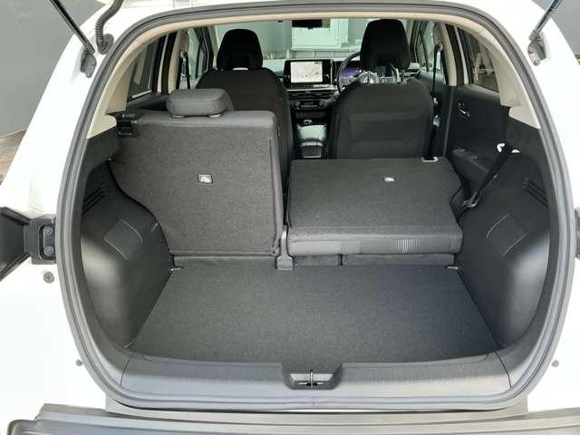 ノート 1.2 X ワンオーナー/プロパイロット/ナビTV/全方 リアカメラ 衝突被害軽減ブレ-キ 全方位カメラ ETC付 レーンアシスト ワンオーナー ドラレコ アイドリングストップ 盗難防止システム ワンセグTV TVナビ サイドカーテンエアバック サイドカメラ(11枚目)