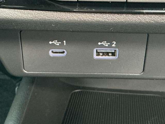 ノート 1.2 X ワンオーナー/プロパイロット/ナビTV/全方 リアカメラ 衝突被害軽減ブレ-キ 全方位カメラ ETC付 レーンアシスト ワンオーナー ドラレコ アイドリングストップ 盗難防止システム ワンセグTV TVナビ サイドカーテンエアバック サイドカメラ(17枚目)