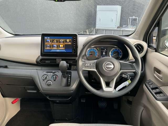 デイズ 660 S 社用車/ディスプレイオーディオ/バックモニ 運転席エアバッグ i-STOP Bカメラ 車線逸脱防止 助手席エアバッグ ドライブレコーダー キーレスエントリーシステム カーテンエアバック エアコン PW PS ABS サポカー セキュリティー(4枚目)