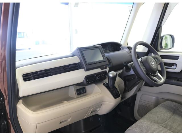 Ｎ－ＢＯＸ Ｇ・Ｌホンダセンシング　ナビ　バックカメラ　ＥＴＣ　充電用ＵＳＢジャック　ドライブレコーダー　横滑り防止装置　パワースライドドア　クルーズコントロール　アルミホイール　スマートキー（13枚目）
